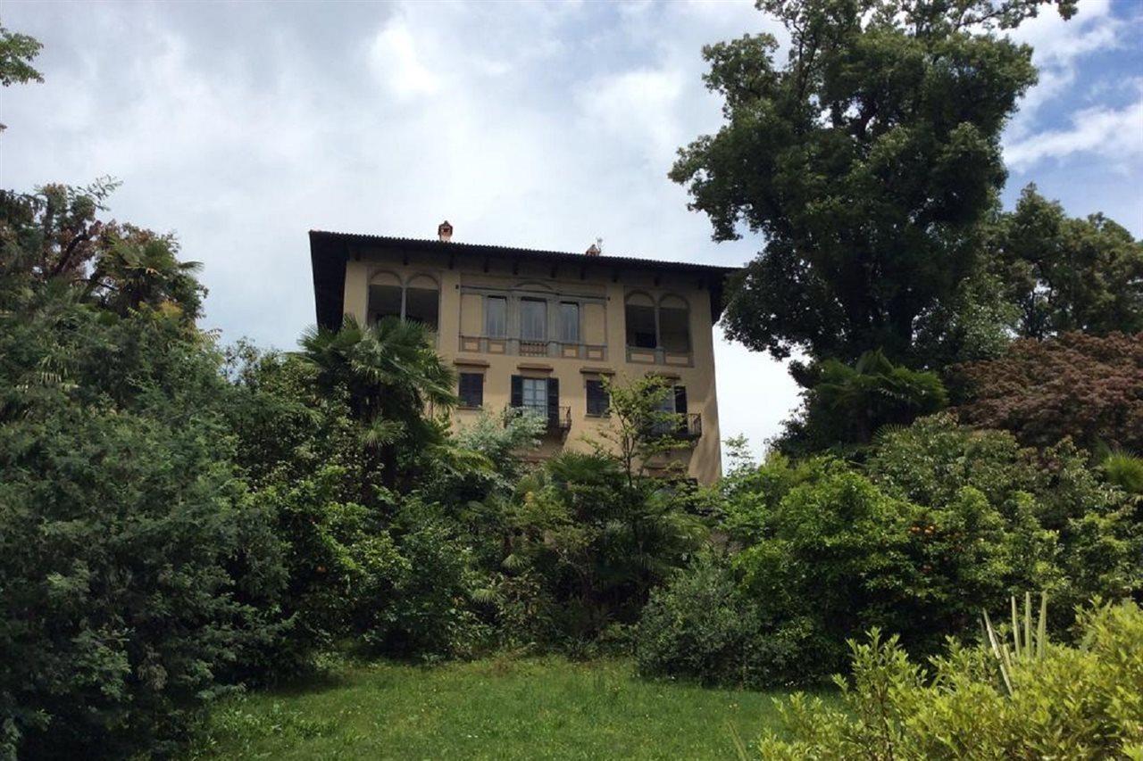 Hotel Villa Della Quercia Verbania Kültér fotó